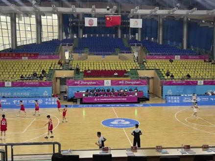 11月13日,十五运会上,陕西U18女篮逆风翻盘重庆队,为本次十五运之旅画上了一个完美的句号。(记者:解志昌 吴畇彤 编辑:刘潞萌 审核:张依 秦延庆)#十五运会 #女篮