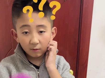 这效果也太顶了,男孩子的最爱!你们玩过这种会冒火花的飞轮吗?#拉线火花陀螺 #玩具测评 #玩具开箱