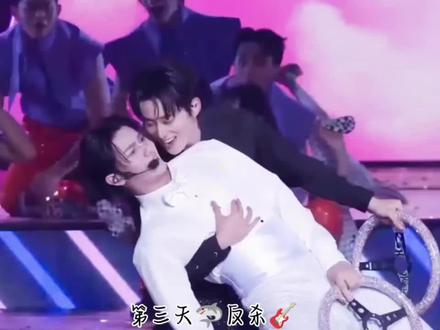 jkp你都ok三天了,还是没jub上😂
第一天小鲨鱼🦈害羞第二天主动第三天直接反撩小威廉哈哈哈
#威鲨#wiIIiamest#单曲循环的歌