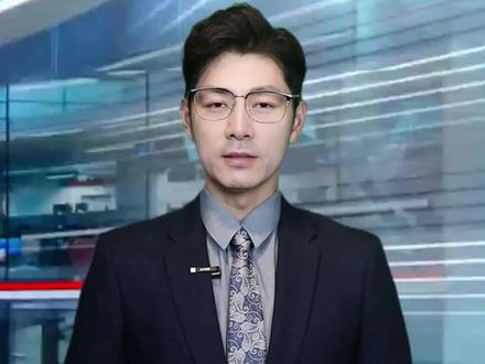 #44岁男子公园强行搂抱正在玩耍女童
被群众当场制止
广东潮州通报:犯罪嫌疑人熊某已被刑拘
对该女童做好心理疏导#保护未成年