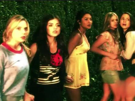 心机黑莲花借机戏弄别人,岂料自己遭了秧! #美少女的谎言 #我在抖音追剧