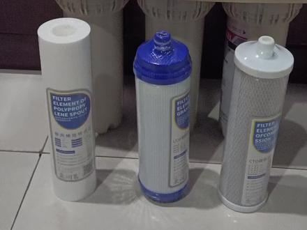 沁园净水机更换通用滤芯前三级,简单的事情重复做。#净水器滤芯 #滤芯 #家用电器 #家用净水器 #厨房必备神器