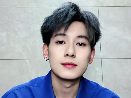 这个视频怎么有两个小时? 都给我夸这个胡先煦 太美太萌太帅!
@胡先煦
#胡先煦 #帅 #帅哥 #纯帅 #硬帅