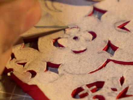 剪纸窗花 马到成功,窗花映春#百young非遗计划 #我的窗花我做主 #非遗祈福百景图 #抖音非遗联欢会 #青年创作者成长计划