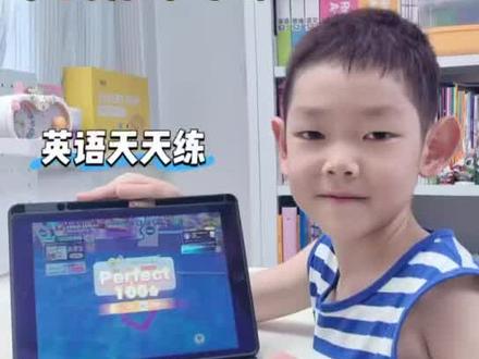 一年级小学生玩游戏卷英语,主动开口UP!||儿子自从跟好朋友那里种草玩游戏学英语后,整个人都变得很积极,在英语天天练里,平日踏实学攒积分,现在都能每天刷20道题了。周末放松玩闯关游戏。英语学习的这条路也变的不再鸡飞狗跳了。
#英语天天练团购价#英语天天练每天20题#英语天天练背单词#英语天天练app怎么样#英语学习打卡