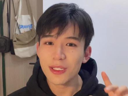 他喜欢你才会有的生理表现! 身体不会说谎#恋爱技巧 #男生喜欢你的表现 #女生必看 #脱单 #暗恋