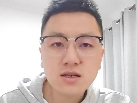 张水华跑完丽水马拉松能拿多少钱? 丽水马拉松的赛会纪录是2024年姚玉舟的2小时39分,对张水华来说,是很简单的。#张水华 #马拉松 #跑步 #丽水马拉松 #姚玉舟