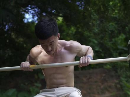 引体能做十几二十个还做不了双力臂?#双力臂