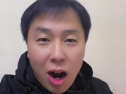 2026苏超新赛季又一城市发布征战招募令 #苏超扬州队 #苏超 #2026苏超新赛季 #苏超盐城队 苏超2026新赛季最新动态,刚刚得到消息,今天早上6点02分,扬州官方发布征战2026苏超扬州队正式开始对外招募!我就想问一下,扬州这么拼吗?今天不是周六吗?还工作!
本次招募不只是球员,还有主教练1名,助理教练3-4名!报名时间截止11月19日!
主教练的报名条件:
(1)持有在有效期内的亚足联/中国足协B级及以上级别教练员执照;
(2)符合下列条件之一:
1、有省优秀运动队或职业队(含青训梯队)1年以上执教经历;
2、执教期间取得省级比赛前三名或国家级比赛前八名。
球员招募资格跟昨天我发布的2026苏超新赛季球员招募资格是一样的,在此辟谣一下,网上有博主说是2年连续社保,是不对的!是连续一年社保并且在本市就业的!学籍一定是全日制有效学籍,空挂学籍类型的今年肯定行不通!
这边特别说明一下,扬州这次对外招募全部都是以“公开、公平、公正”的方式进行选拔,2026年的扬州估计也是要奔着苏超冠军去的!给隔壁扬叔点赞,加油!
截至目前,淮安、镇江、扬州、连云港都已经陆续开始发布2026苏超新赛季的球员或教练员的招募令,我就想问问我们大盐城官方什么时候能对外发布招募令,不仅我们急死了,我们的那些在外要回家乡荣誉而战的球员也是翘首以盼!盐城加油!更多2026苏超新赛季的相关讯息都可以进我的粉丝群了解!#盐城满分到家体育