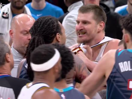 #约基奇#亚历山大#多尔特#雷霆#掘金 雷霆加时再胜掘金!约老师暴怒,多尔特驱逐!雷霆赢了比赛,丢了脸!