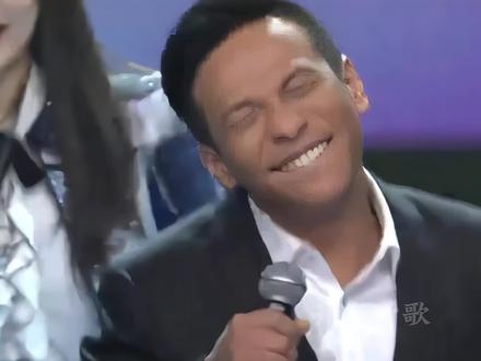 宋小宝唱歌太招笑了,老登啊老登你夜夜点孤灯,就想找个好老妹儿扯扯里根儿楞#老登闲扯里根儿楞