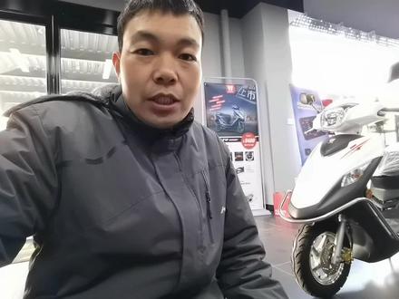 5千多左右豪爵VF100踏板系列,在国产踏板性价比挺高的