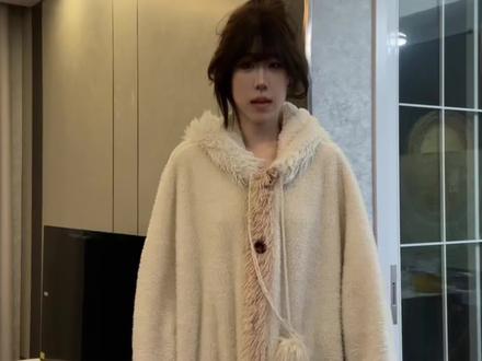 天才想出来的变装#蠢货 #浅跳一下 #感觉至上 #秋冬穿搭