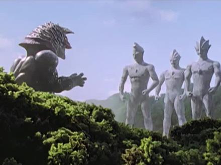 迪迦身旁两个奥特曼身份大揭秘,你们觉得像吗?