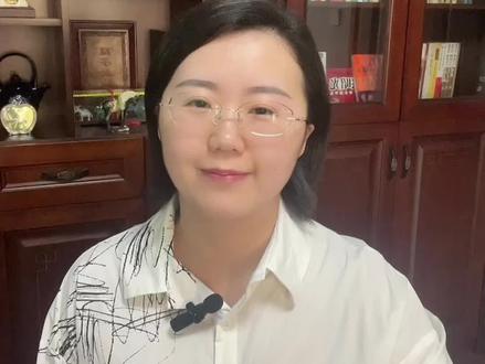 HR 岗位介绍
HR 更多是做跟人员管理相关的工作,包括人力资源规划、招聘与配置、培训与开发、绩效管理、薪酬福利管理、劳动关系管理。
工作内容的不同,又将HR 分为三大类:HR - COE、HRBP 和 HR - SSC,大家找工作的时候一定要看清楚是属于哪种HR。
#应届生找工作 #找工作 #求职 #互联网求职 #hr #互联网大厂