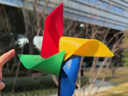 春日限定风车拼豆版
当我用折纸风车的手法来烫豆 我就得到了一个立体拼豆风车 超简单 附上保姆级教程 这个风车是可以随风动的哦 快来试试吧#我在抖音玩拼豆 #春日限定 #风车 #拼豆教程