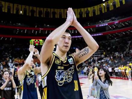 广东男篮止步八强,杜锋爱徒杜润旺续约成定局!#广东男篮#杜润旺