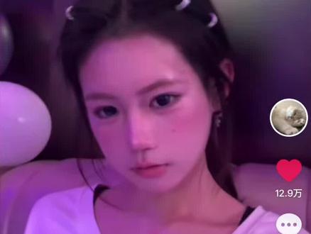 日常上镜妆 手残党不用假睫毛也能画的妆 这个妆容真的焊在我脸上了!💥
不管是日常还是聚会都超合适,氛围感直接拉满,教程在视频里,快冲!
#妆容安利 #氛围感拉满 #日常妆教