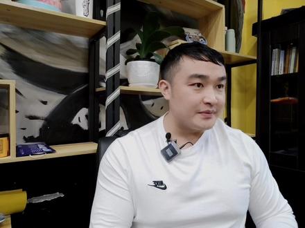 女生深蹲会粗腿吗?#健身#深蹲 #力量训练