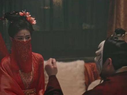 白鹿新剧被面具男抽打,唐宫奇案