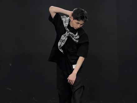 谁不听话邦邦两锤 #星奇摇 #摇一摇 #丝滑