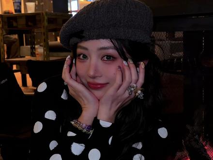 贵阳居然可以做到日本的Enoi碎钻美甲了!真的好闪啊~#日式美甲 #enoi碎钻胶 #美甲 #新年美甲 #小木带你到处跑