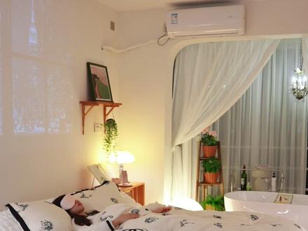 月薪5万普通女孩,冬日雨天5点半起床,宅家一天都在干嘛?#vlog#吹风机 #小米高速吹风机 #小米科技年货节 #青春大玩家