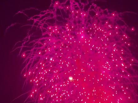 这一刻,幸福无限具像化了。#海峡两岸烟花齐放 #厦门椰风寨