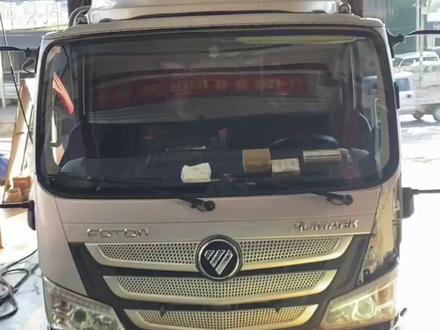 #福田欧马可 #福田欧马克 #欧马可车灯拆装教程 欧马可大灯中网怎么拆、