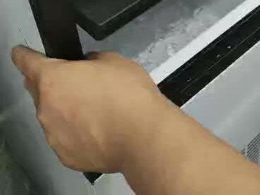 制冰机水泵拆卸操作步骤。