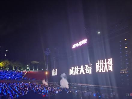 破茧冲锋之成龙唯一歌曲