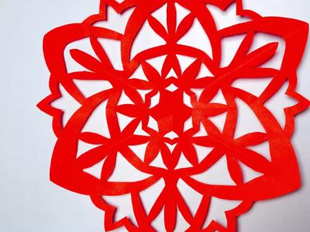 三折窗花剪纸教程,过年窗花不用买了,自己就能剪一个