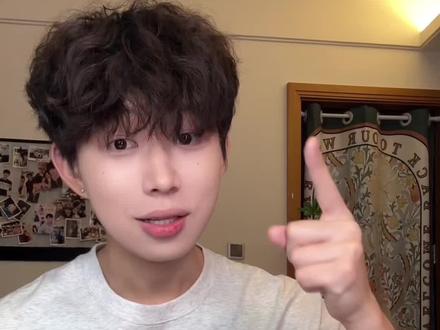 锐评敌友圈,豆包的嘴,好毒好安心! #搞笑 #你没事吧 #豆包app #豆包ai #当我和AI一起刷手机