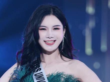 第71届环球小姐中国区·总冠军,贾琪 。#舞台上最靓的仔 #运动 #泳装 #晚礼服