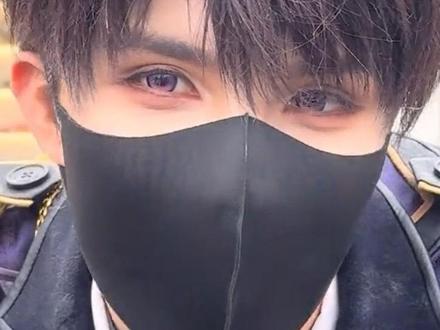 执舰官五秒怼脸原声纯享 靠过来那一瞬间妹果哇声一片
#夏以昼 #恋与深空 #恋与深空cos #恋与深空二周年线下 #恋与深空官委