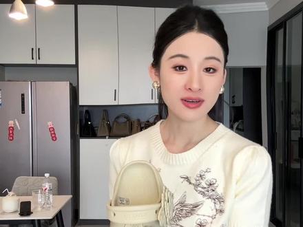 穿洞洞鞋还得是卡骆驰#crocs绢花系列#Crocs洞门#Crocs洞洞鞋#Crocs鞋花