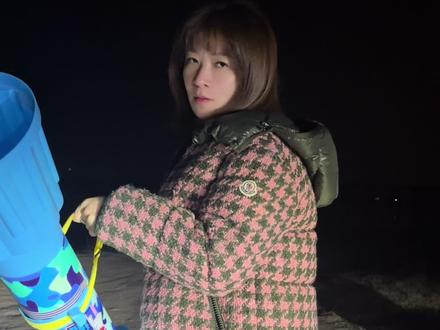 2026年放烟花老板说有一万赞不收我的钱 我加油#春节烟花燃放 #鞭炮 #有福有爱有梦想家 #旅游让生活更美 #烟花演示