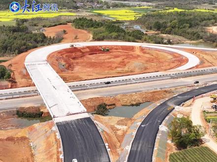 芜宣机场互通已全面展开路基、桥梁、路面施工,力争今年底建成通车。#重大项目 #芜湖 #交通