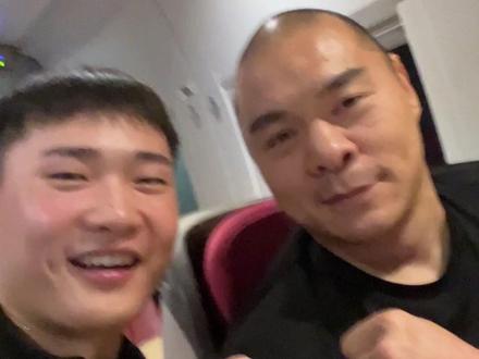 劫胡成功,磊哥本人真的又高又壮
#张志磊 #张志磊夺得wbo重量级过渡拳王 #杭州亚运会 #张志磊回国