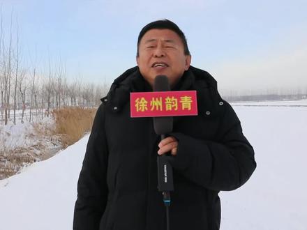 大儿子过继走
该谁去摔牢盆
两家子争吵架