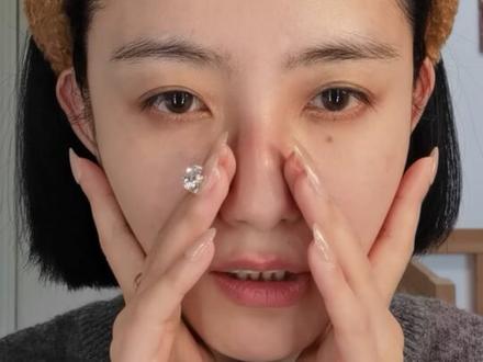 苹果肌不垮是年轻化的关键,法令纹也会淡~(大家爱看面部瑜伽可以点点➕,我有不少存货!)#面部瑜伽 #苹果肌 #苹果肌提升 #苹果肌下垂