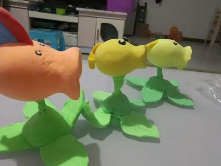 橡皮泥手工,植物大战僵尸的豌豆射手,很简单,都来试试吧 #彩泥手工 #手工制作 #做手工我是认真的