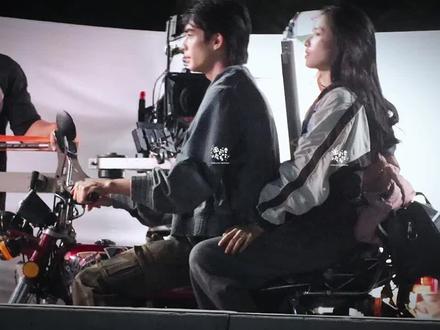 CP感这一块/.
#宋威龙 #张婧仪 #夏威仪 #野狗骨头