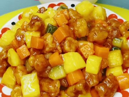 菠萝古老肉的做法视频 2f4c4387723cf32a747b01ed8e8728b5~tplv-dy-resize-origshort-autoq-75:330.jpeg?x-expires=1998363600&x-signature=bWuAPVNBEMHFZ6Q7PNr5NA3CWl8%3D&from=3213915784&s=PackSourceEnum_AWEME_DETAIL&se=false&sc=cover&biz_tag=pcweb_cover&l=20230502135223F3E073B1CAC1A7BBDD92