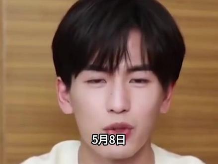 张凌赫突然冲上了热搜,爆出了在海上拍纪录片时,晕船到脸色苍白仍然坚持工作#张凌赫 #娱乐圈#明星