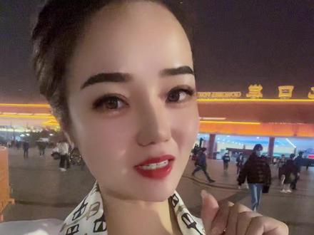 有钱不去闯濠江,落难必过拱北岸,龙争虎斗彼岸花,澳门才是你的家#拱北口岸回头是岸