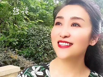 等我老了,就去找你,写给无法相守的爱人#等我老了我就去找你 #用心为你读首诗 #声音疗愈 #抖音热点宝