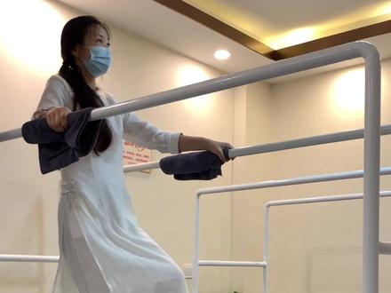 这个你敢体验吗?踩背还挺舒服的,不错不错,安排!#按摩放松 #踩背 #创作者扶持计划 #好店推荐