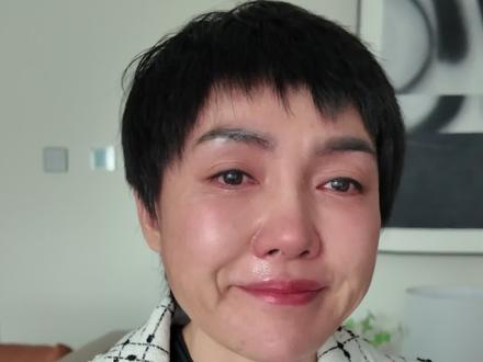 41岁,十年创业,从风光无限到负债500万。
没有卖惨,只是想把这段经历讲给自己听,也讲给正在低谷的你。
只要还没倒下,就永远有重新出发的机会。
#41岁重新出发 #负债创业路 #陕西蒲城姑娘 #创业真实经历 #致正在努力的你