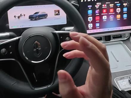 问界车内唱歌 真的不比KTV差 有喜欢的唱歌 年底在家过年 车上没个麦克风得少多少快乐!#问界#问界m9